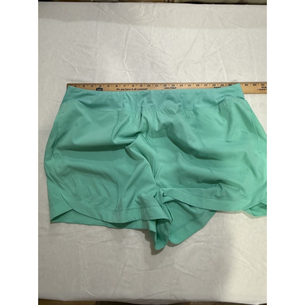 NEW! Women's Tek Gear Active Workout Gear Shorts Size 2X Aqua crystal Midrise - Picture 10 of 10